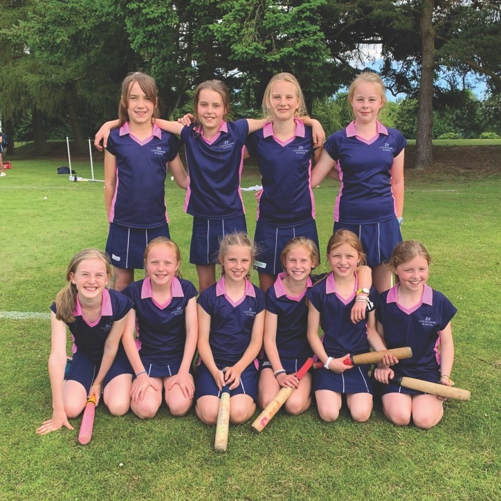 group of under 9 girls, rounders team photo